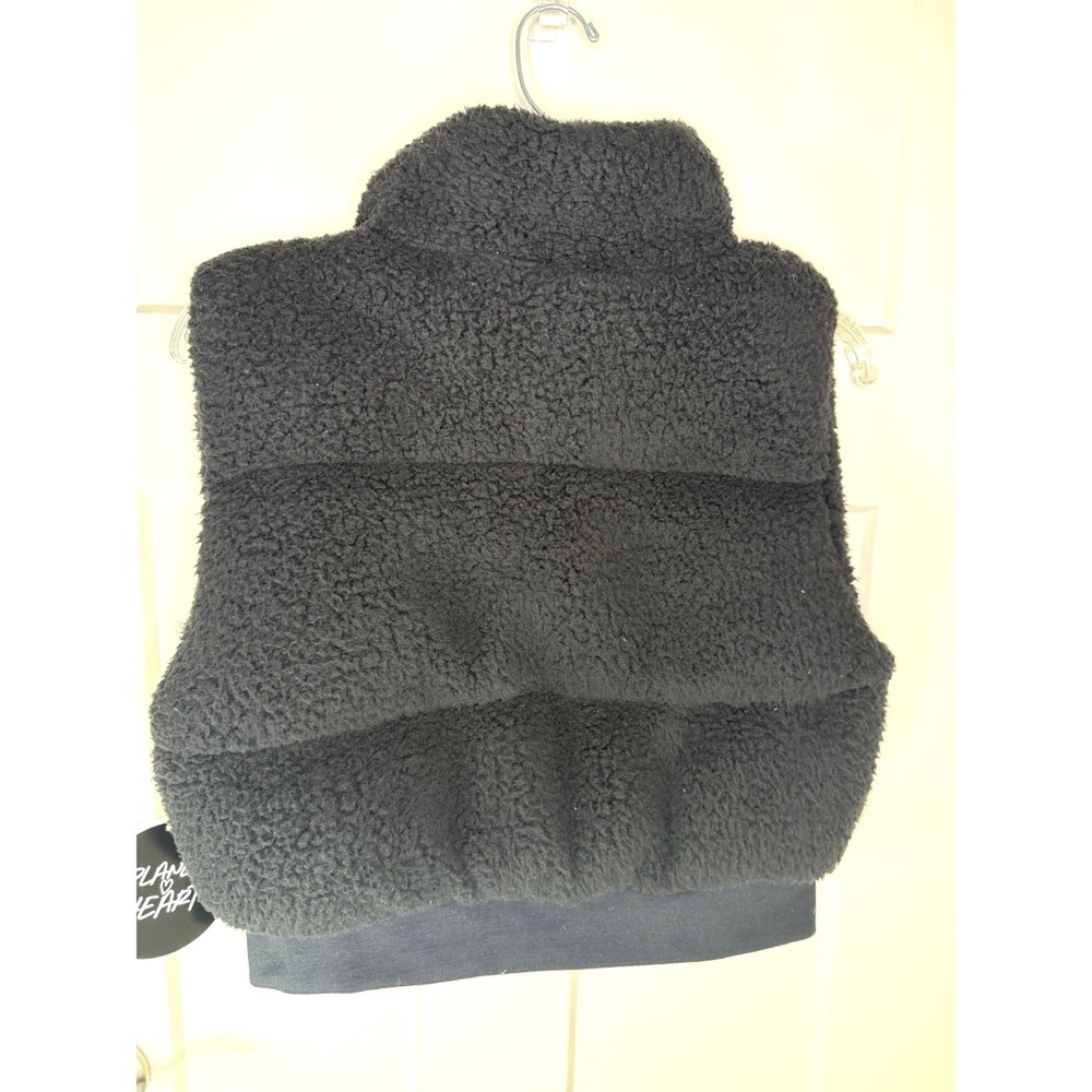Flamingo Heart Black Sherpa Faux Fur Puffer Vest BJJV807 Size Medium NWT - Picture 4 of 11